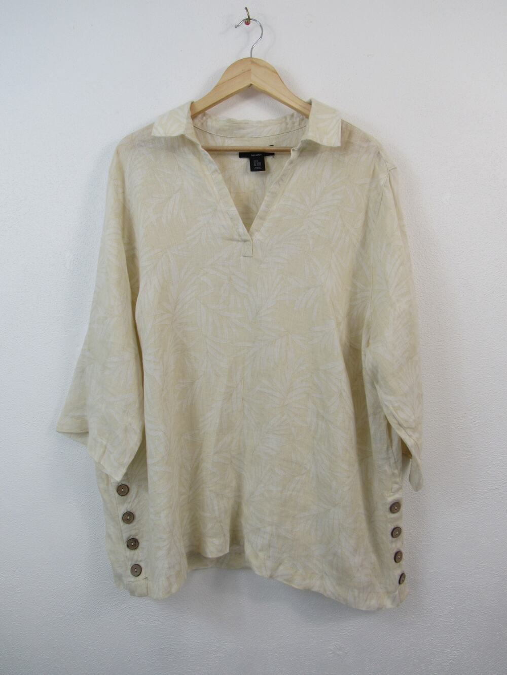 Tahari 2X Linen Tunic Blouse Top 3/4 Sleeves Cream Tan Palm Leaf Printed Buttons